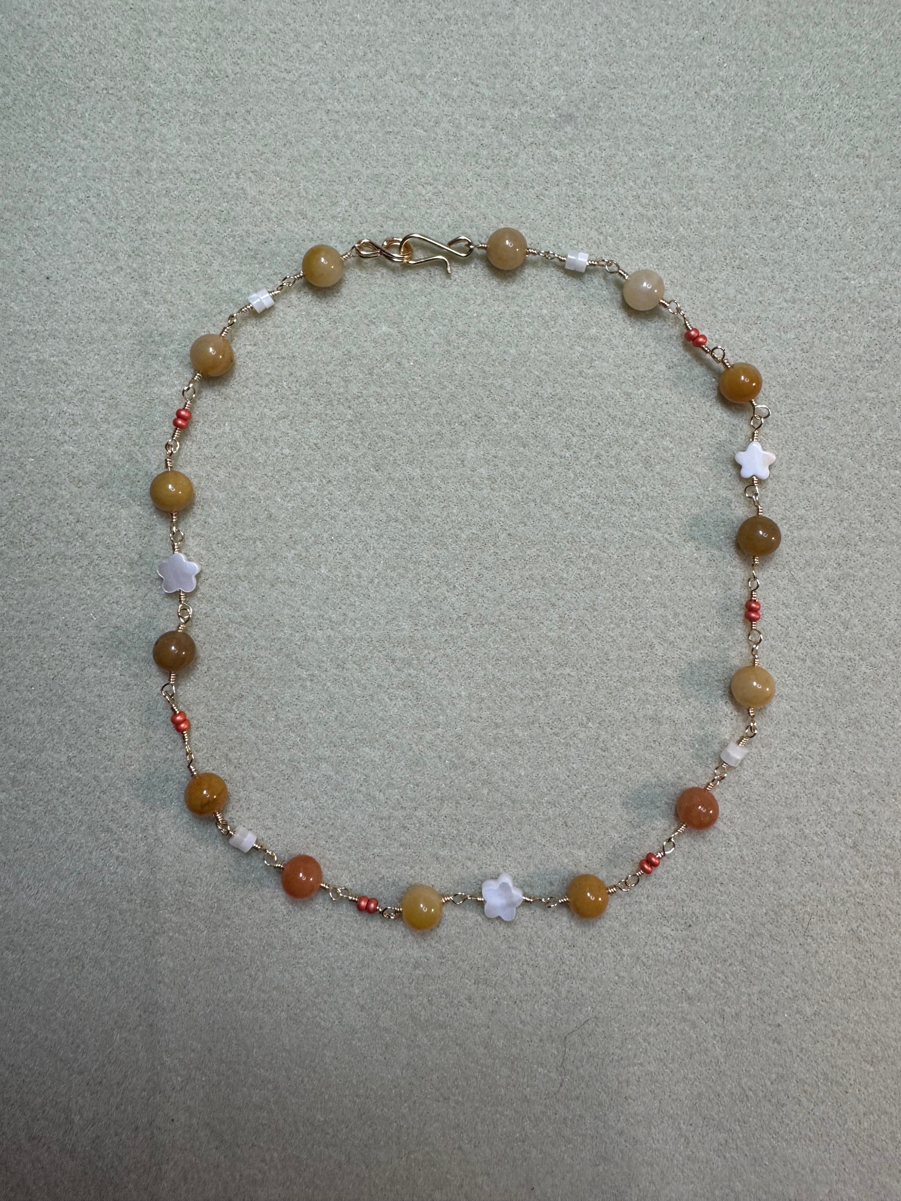 MoP Daisy Necklace