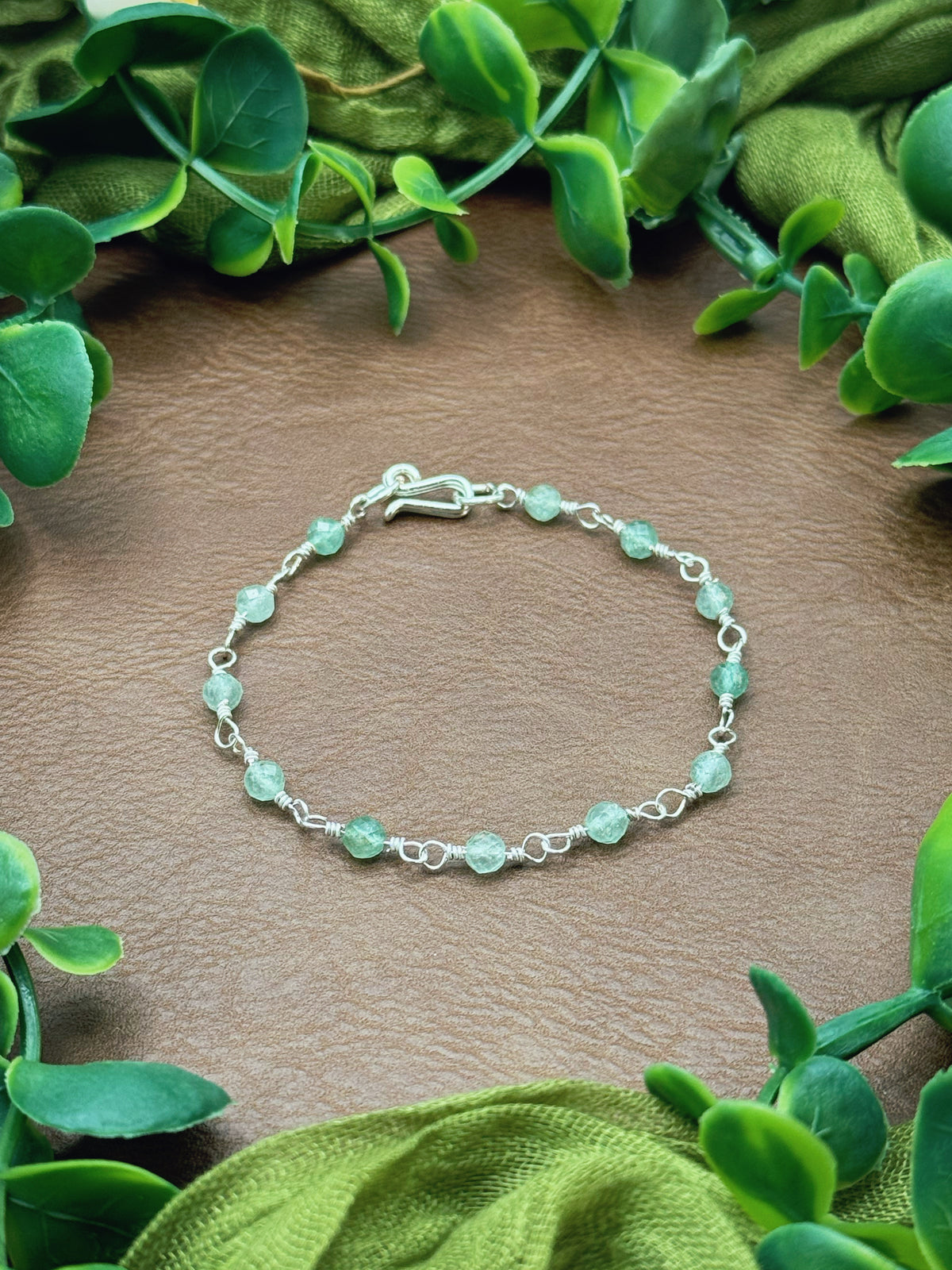 Handmade beaded chain bracelet featuring wire links and green chalcedony gemstone beads.